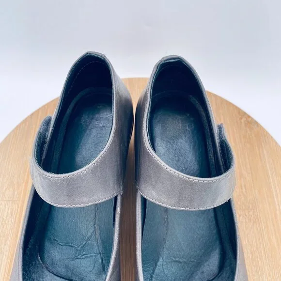 Dansko Mary Jane Shoes Womens 8.5 39 Gray Leather Heels Cottage Costal Boho - Picture 4 of 11